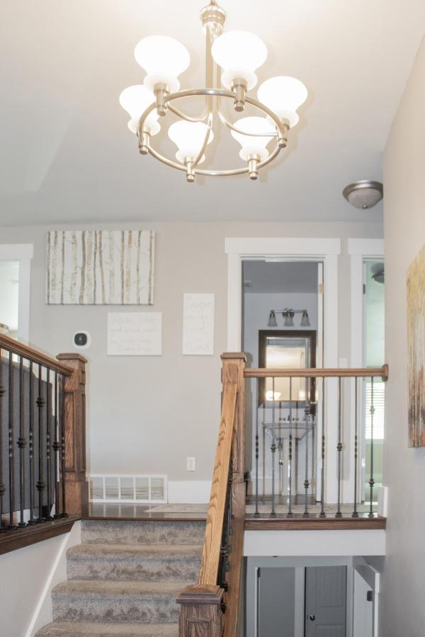 Family Friendly Home - Utah Valley Sanctuary オレム エクステリア 写真